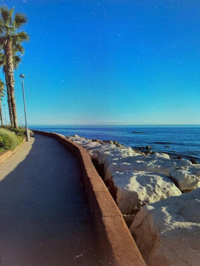 Pin Rollan Beach Saint-Mandrier-sur-Mer Luaran gambar